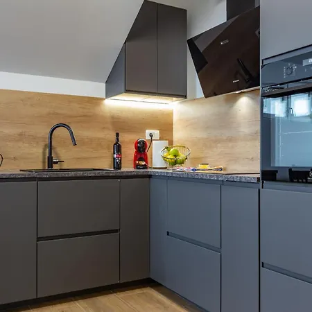 Apartment Dragica