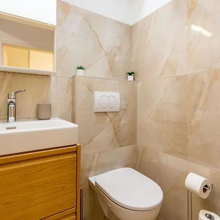 Apartment Dragica