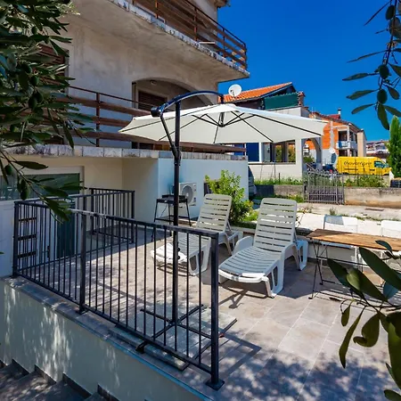 Apartment Dragica